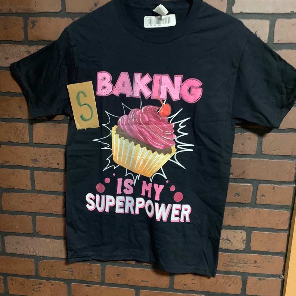 Graphics tees - Picture 2 of 3